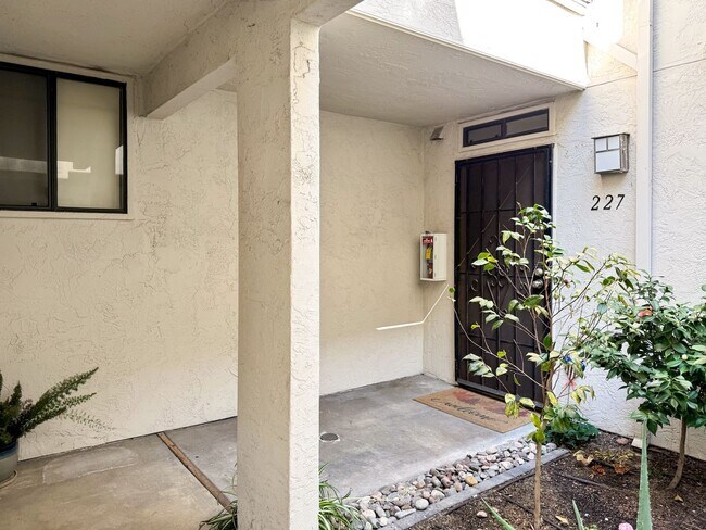 2236 River Run Dr Unit 227