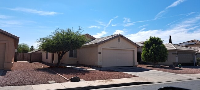 Photo - 12423 N 121st Dr House