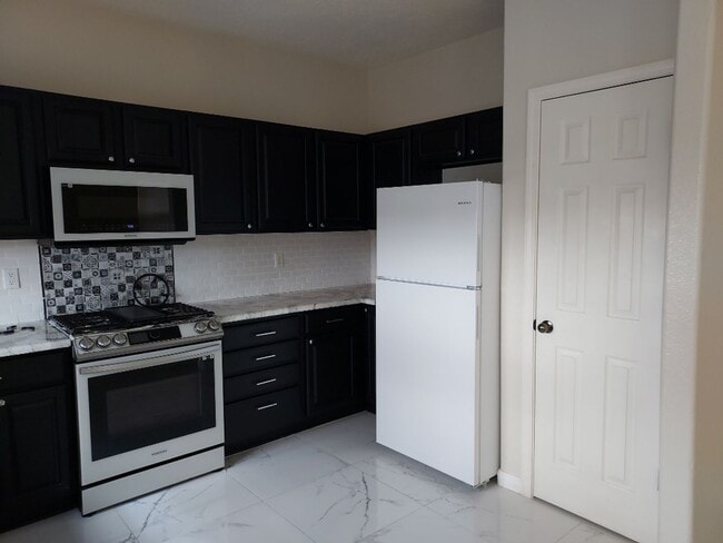 Photo - 13604 Mountain W Ct SE