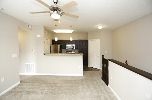 Living Room - 5700 Madison Apartments & Edgewood on Madison