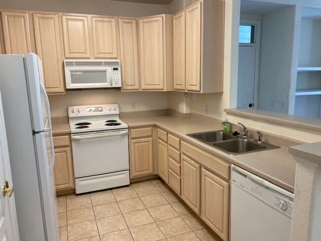 Photo - 10351 W Girton Dr Unit 10351 W Girton Dr, #102