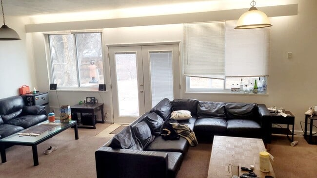 Photo - Aug. 2026 Pre-Lease Spacious 5-Bedroom Hom...