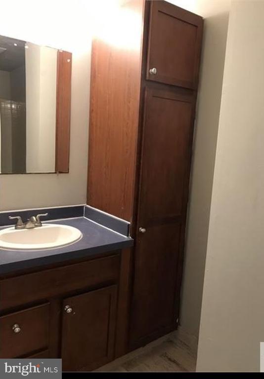 Photo - 437 N Montford Ave