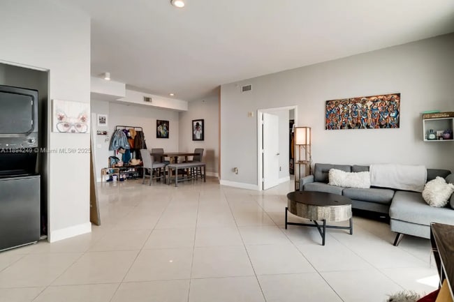 Photo - 2275 Biscayne Blvd Unit 905