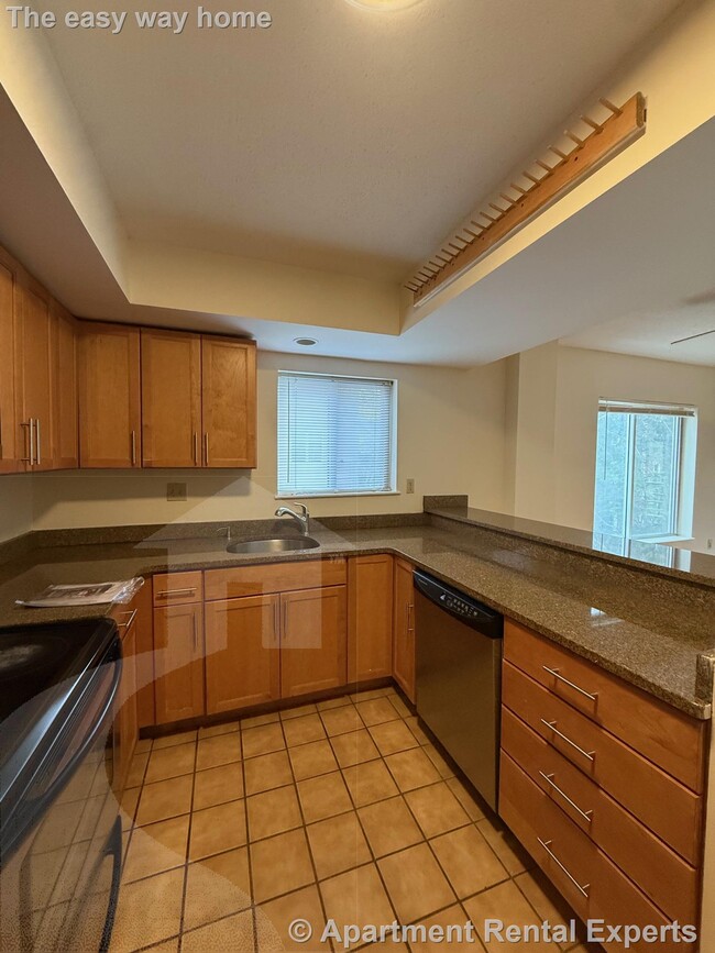 Photo - 345 Franklin St Unidad #308