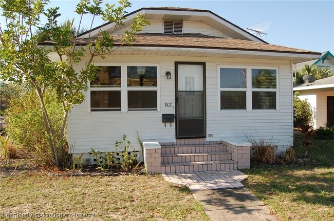 Building Photo - 802 S Pine St Rental