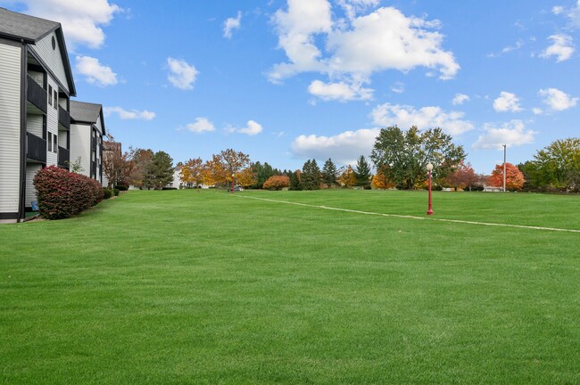 Photo - Fairfax Apartments - Lansing, MI