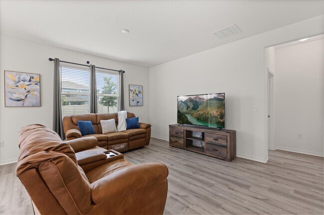 Photo - 756 Rioja Dr