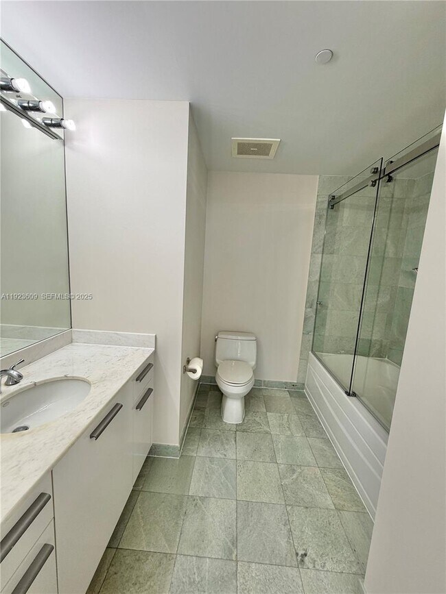 Photo - 1060 Brickell Ave