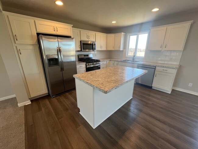 Photo - 3865 Elm Ridge Dr