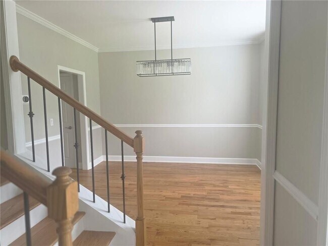 Photo - 2257 Roseberry Ln