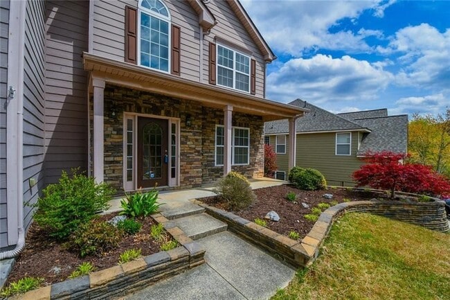 Photo - 420 Rockbass Rd