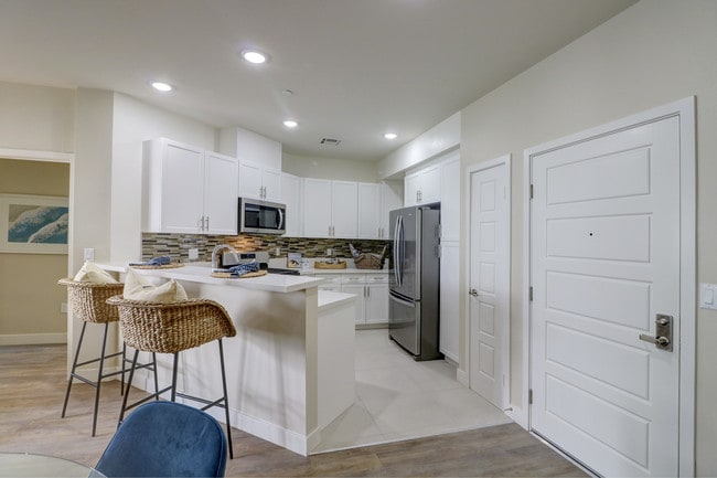 Seacrest Homes Apartments