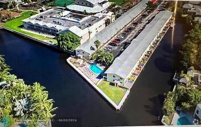 Building Photo - 1818 E Oakland Park Blvd Rental