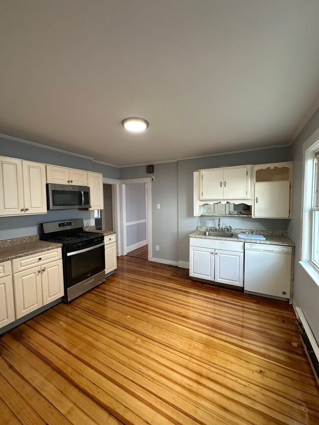 Photo - 48 Baker St Unit 1