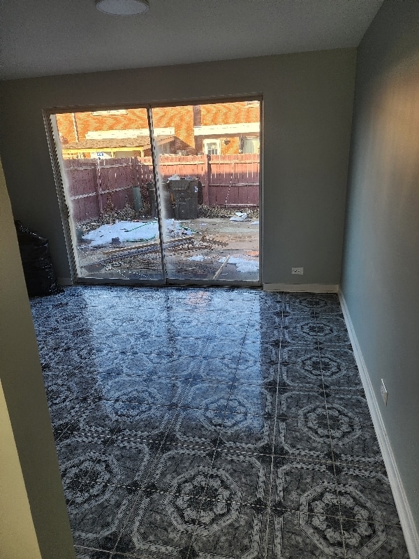 Photo - 8929 Robin Dr