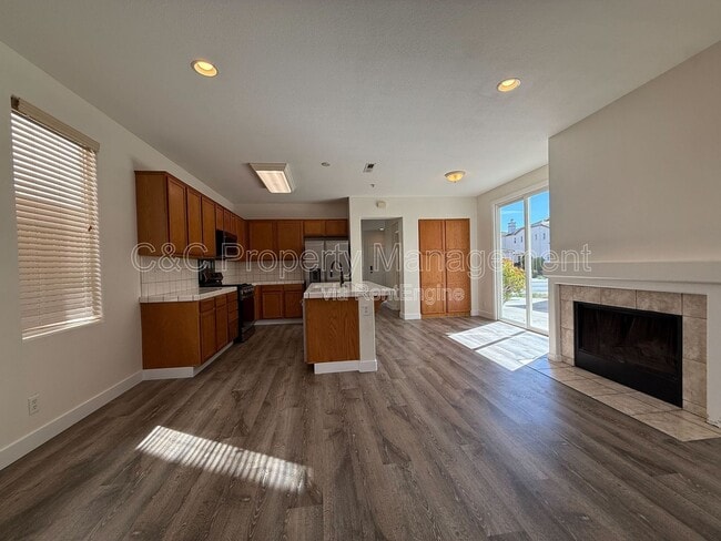 Photo - 97 la Jolla St