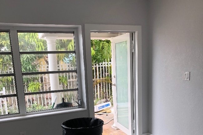 Photo - 634 SE 4th Pl