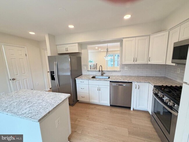 Photo - 7438 Barbados Ln