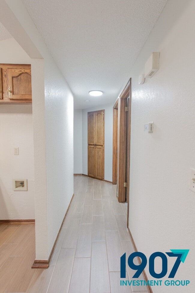 Photo - 2102 Briarcliff Dr