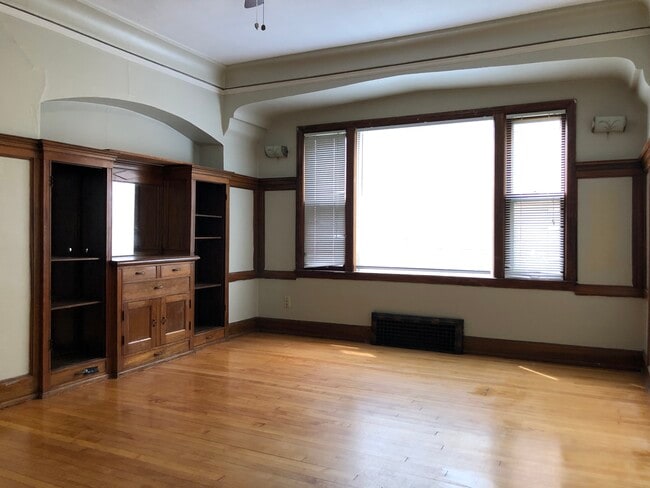 Photo - 3218 N Oakland Ave Unit LOWER