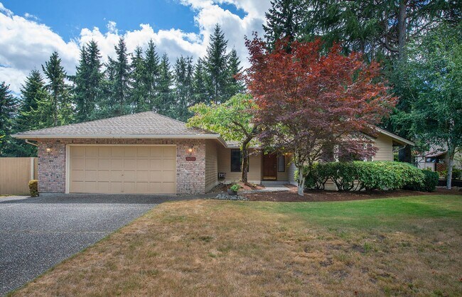 Spacious home in Lakemont Neighborhood! - Spacious home in Lakemont Neighborhood!