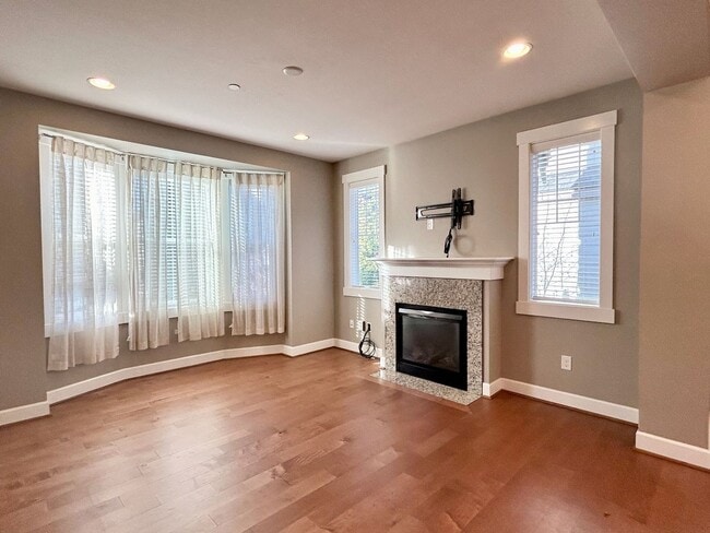 Photo - Issaquah Townhouse