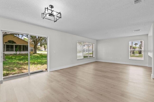 Photo - 1537 Morning Star Dr