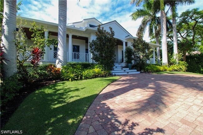 Photo - 2150 Marina Dr