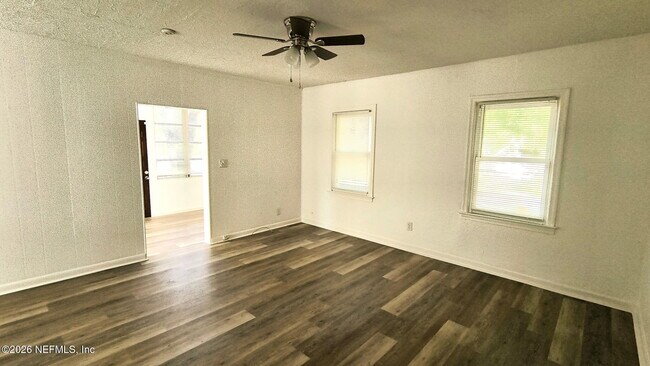 Photo - 3602 Ernest St