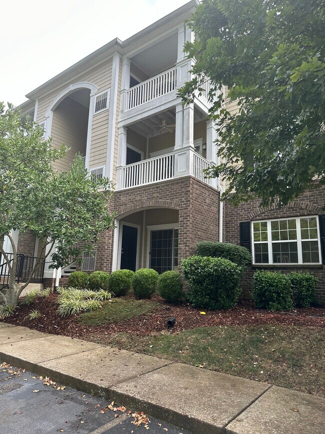 Photo - 4844 Bevendean Dr Unit 4833 Bevendean Drive