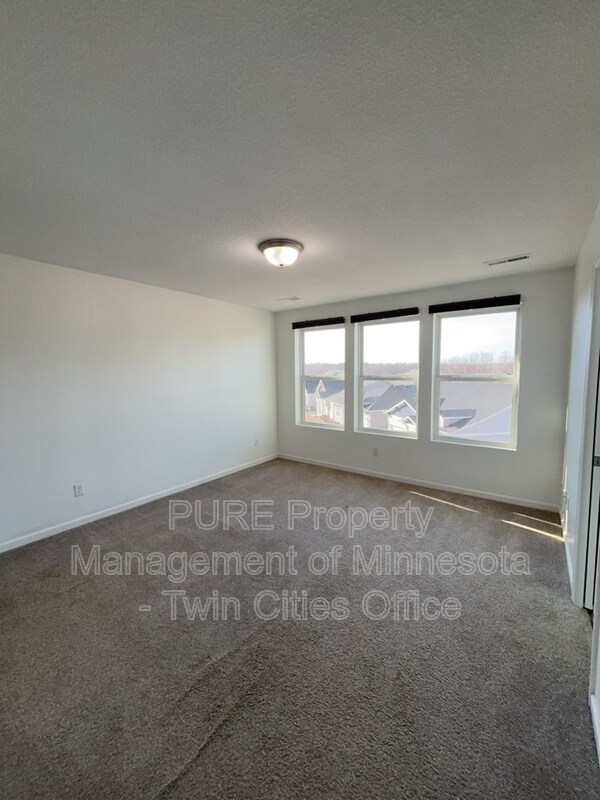 Photo - 529 Satori Wy