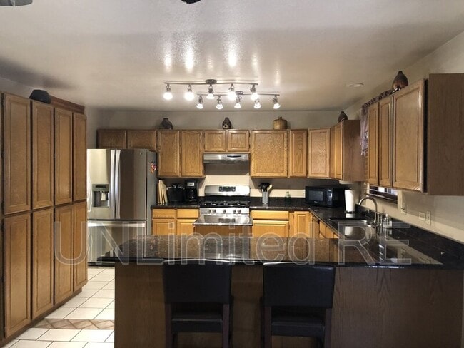 Photo - 2589 N Oakmont Dr