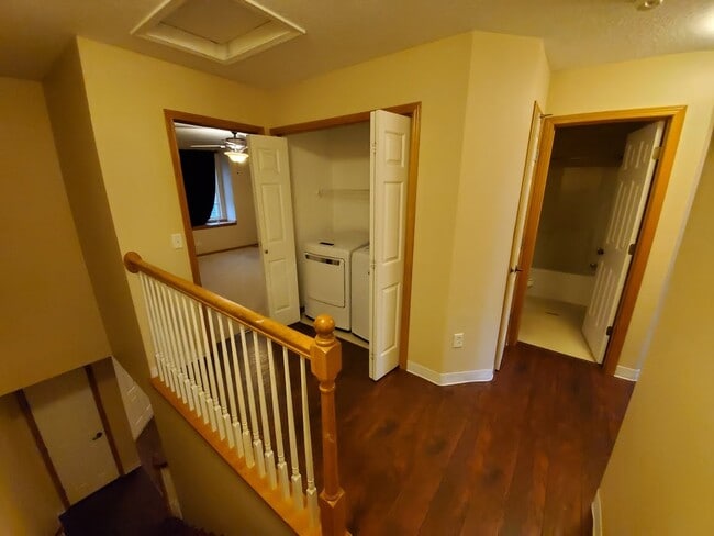2300 Hart Ave Unit 7