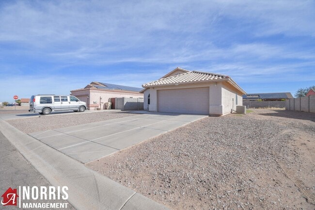 Newly Updated Home in Arizona City - Newly Updated Home in Arizona City