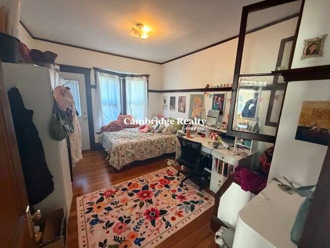 Building Photo - 100 W Adams St Unit 100