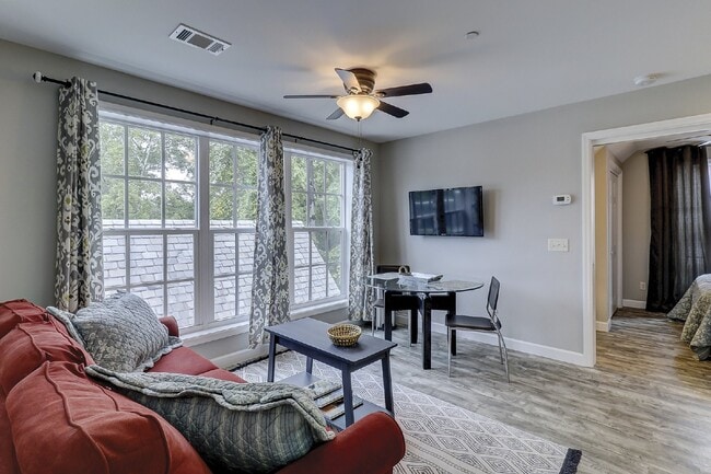 Photo - One Bedroom Apartment Available in Downtow... Unit #301