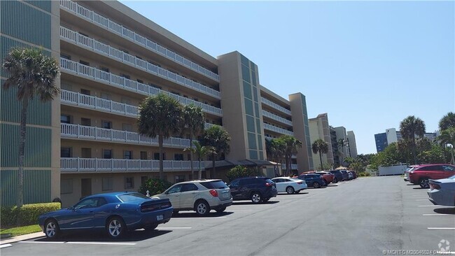 Building Photo - 10200 S Ocean Dr Unit 104 Rental