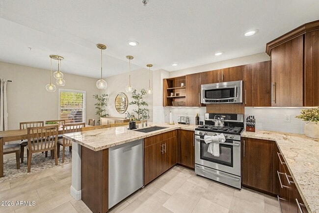 Photo - 20121 N 76th St