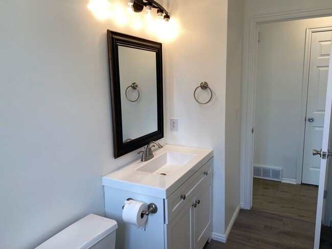 Photo - 626 N 1260 W