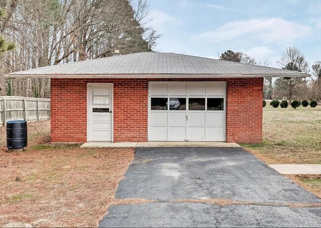 Photo - 4271 Glasgow Rd