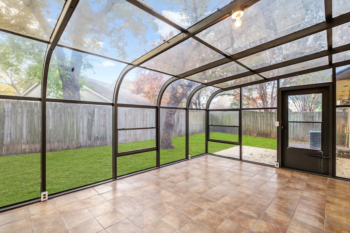 Photo - 10823 Fairstone Dr