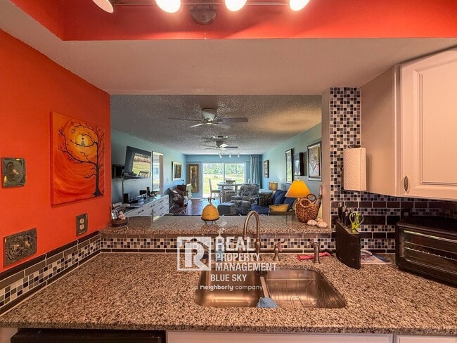 Photo - 9639 Greenskeeper Dr