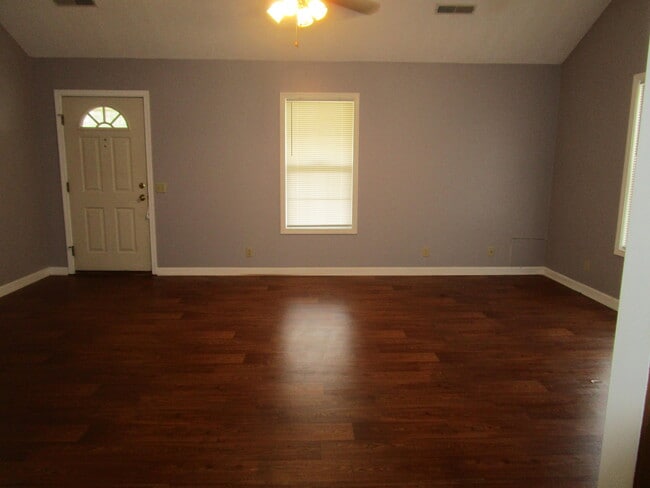 Photo - 1030 Nottingham Dr