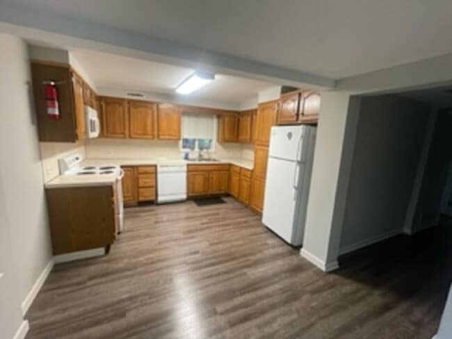 Photo - 452 E Hancock St Unit A