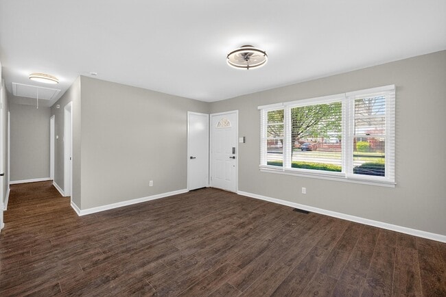 Photo - 1994 Brynell Dr