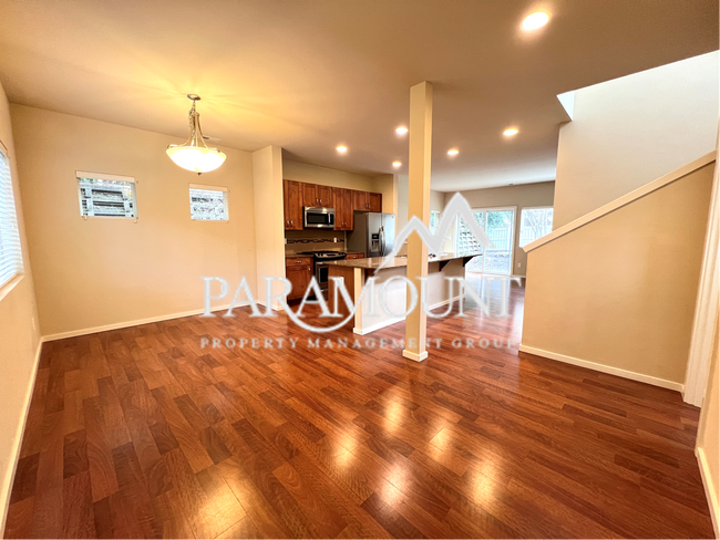 Photo - Beautiful 3 Bedroom 2.5 bath in Gig Harbor!