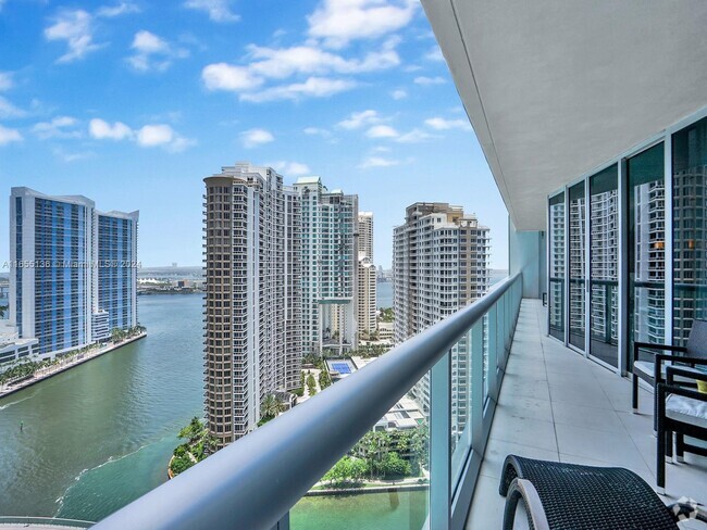 Building Photo - 495 Brickell Ave Unit 2504 Rental