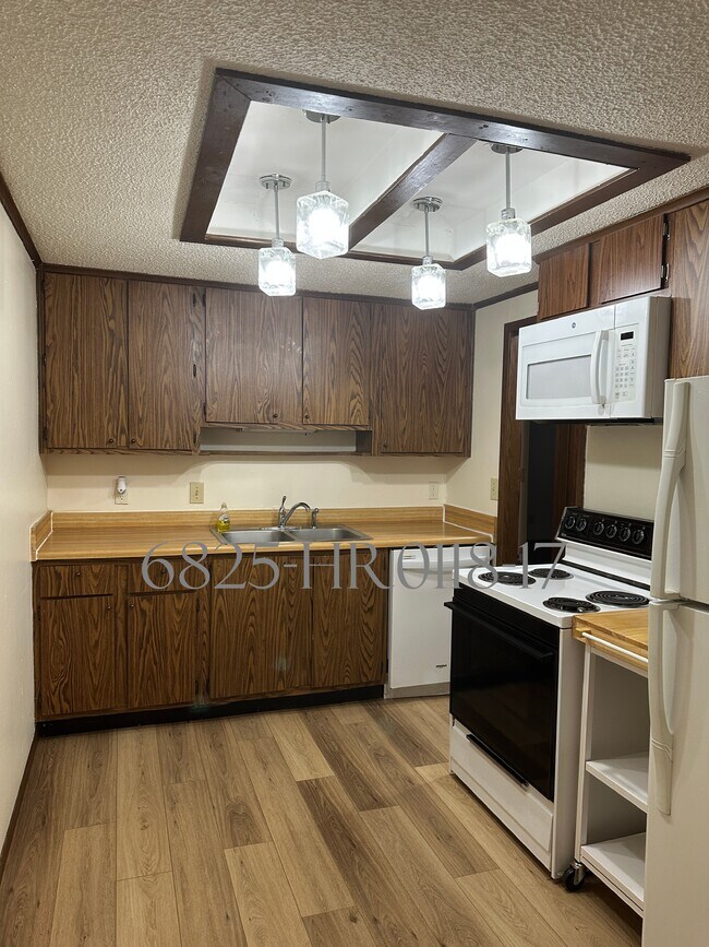 Photo - 1736 Sunapple Way Unit 1736 Sunapple Way