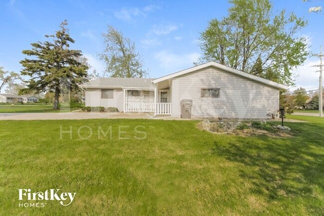 Building Photo - 17031 S 88th Ave Rental